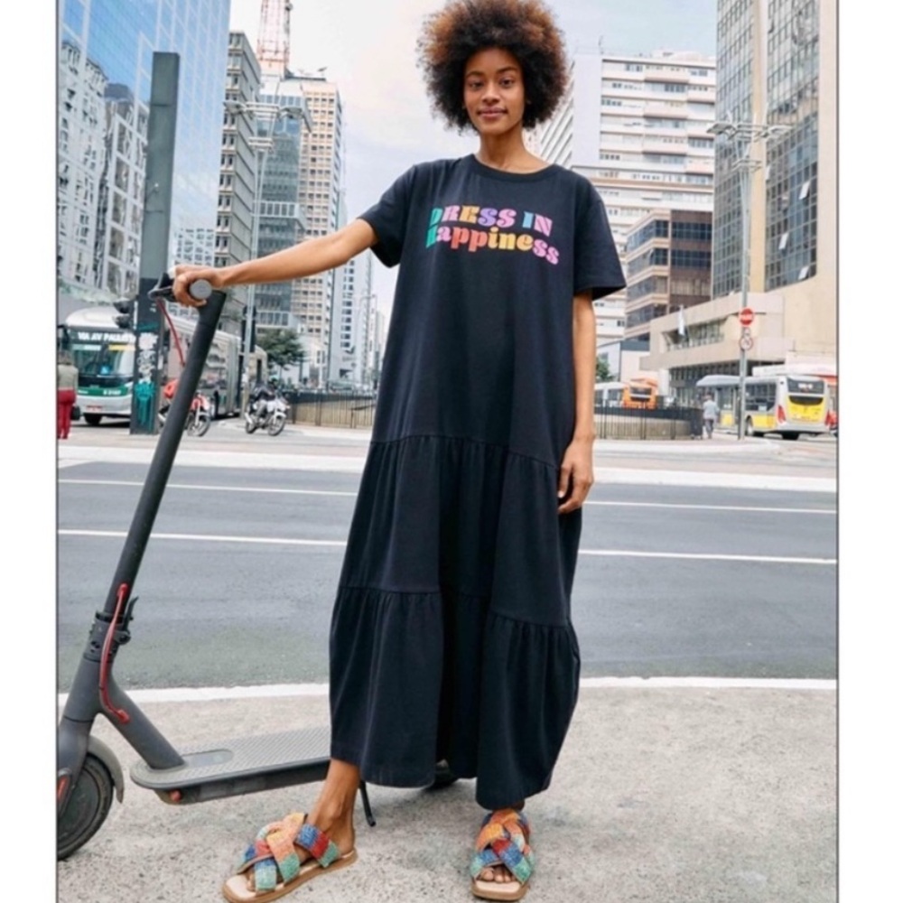 Farm Rio size M Dress In Happiness T-Shirt maxi Dress